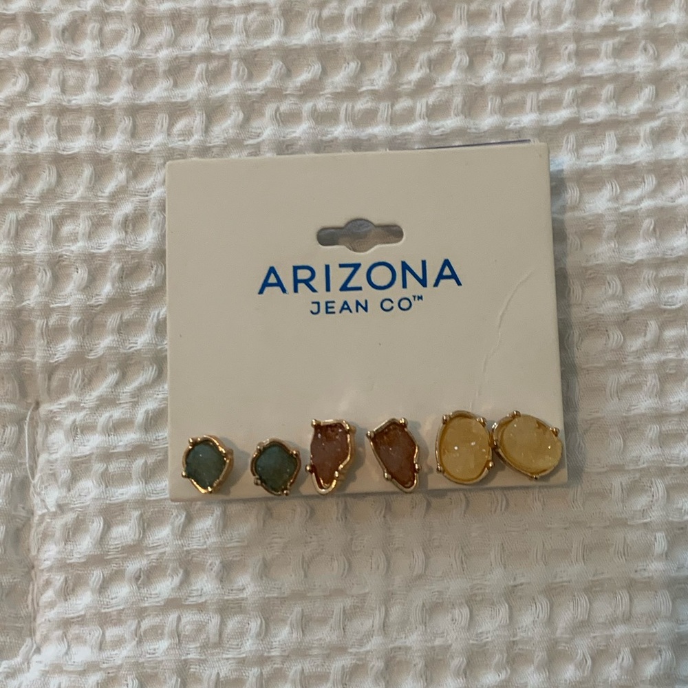 Earring stud set!!!
